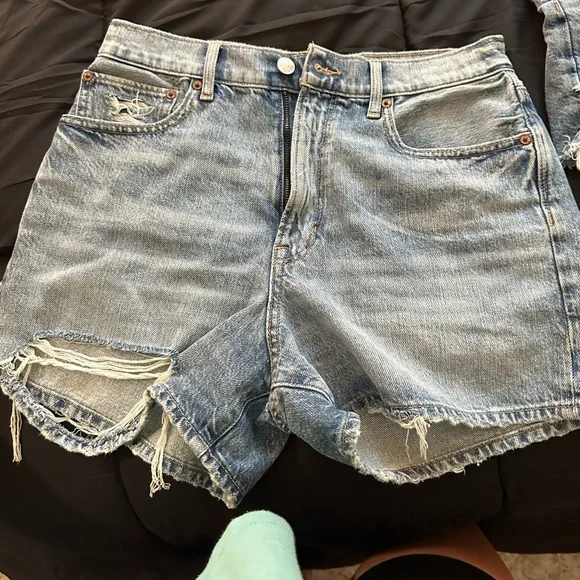 American Eagle Jean Shorts - Picture 1 of 2